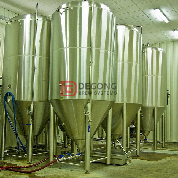 10BBL ipari felhasználású sörgyártó sörfőző berendezések, amelyek erjesztő sörfőzőgépet kínálnak